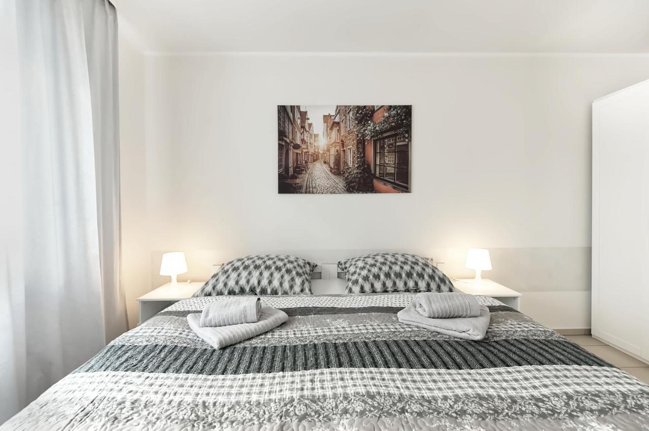 Modern Wohnen I Smart Tv I Terrasse I 2X Parkplatz I 2 Schlafzimmer I 6 Schlafplaetze Bad Oeynhausen Zewnętrze zdjęcie
